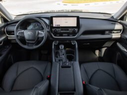 
										2024 Toyota Grand Highlander Hybrid XLE full									