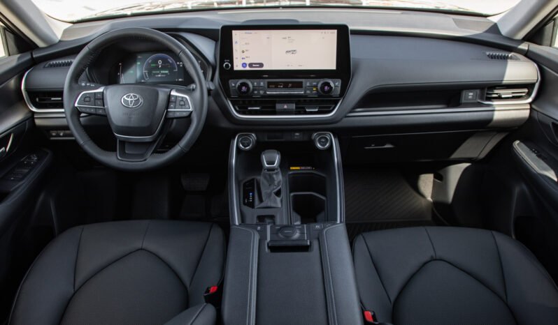 
								2024 Toyota Grand Highlander Hybrid XLE full									