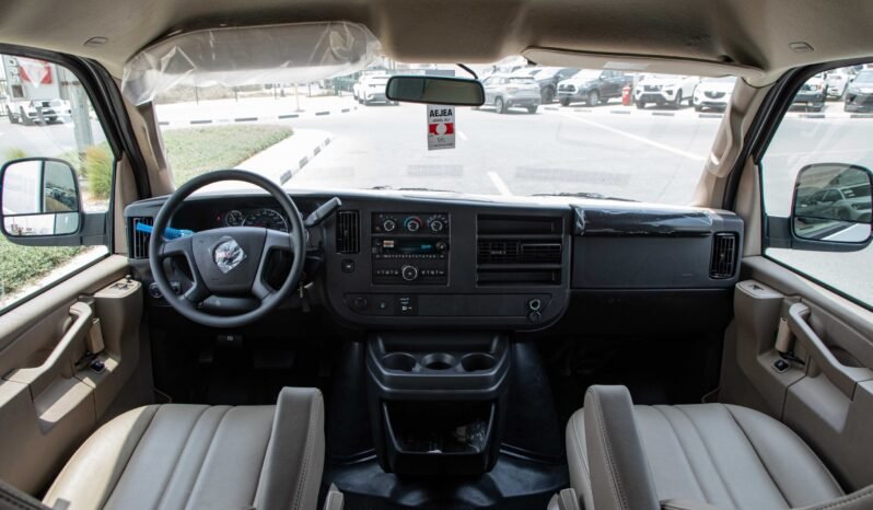 
								2024 GMC Savana 2500 EXT Cargo full									