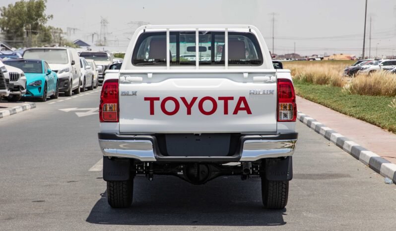 
								2025 Toyota Hilux D/C 4WD DSL DLX-G A/T full									