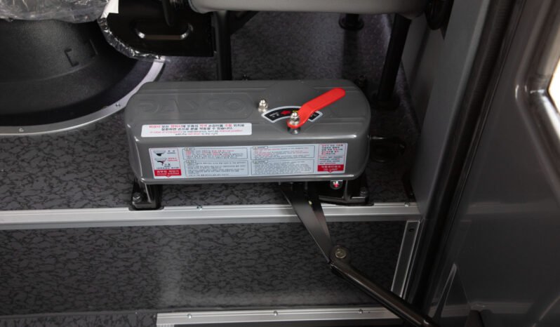 
								2025 Hyundai County Bus 28+1 Seats full									