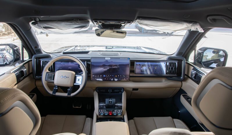 
								2025 BYD LEOPARD 5 NAVIGATOR 1.5L 680hp full									