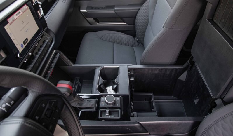 
								2025 TOYOTA TUNDRA SR5 TRD OFF-ROAD full									