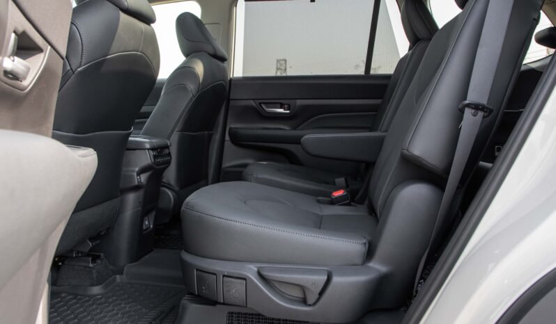 
								2024 Toyota Grand Highlander Limited Hybrid full									