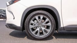 
										2024 Toyota Grand Highlander Limited Hybrid full									