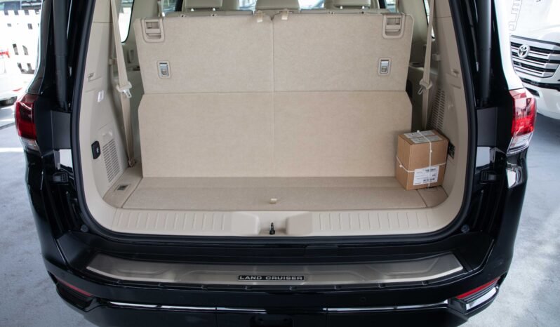 
								2025 TOYOTA LAND CRUISER 300 GX-R V1 4.0L full									