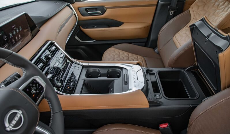 
								2025 NISSAN PATROL 3.8L PLATINUM SE A/T P full									