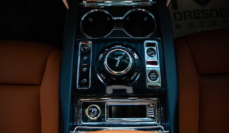 
								2025 Rolls Royce Cullinan full									