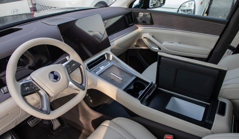 
								2025 Denza N9 FLAGSHIP full									