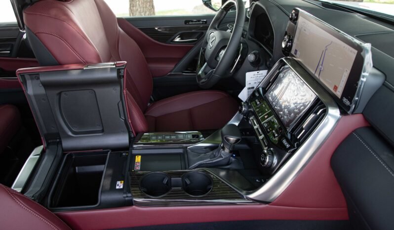 
								2025 Lexus LX600 Signature 3.5L full									