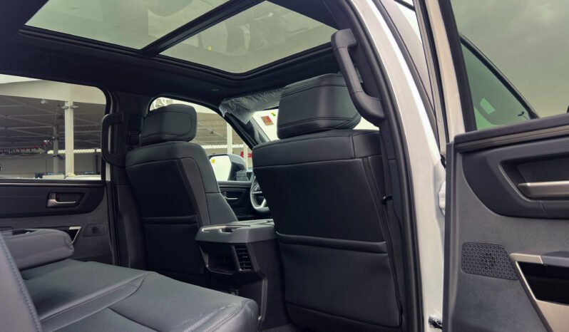 
								2025 Toyota Tundra Limited 4WD Hybrid Nightshade full									