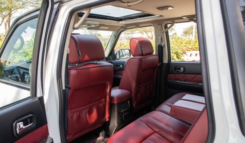 
								2024 Nissan Patrol Super Safari Final Edition 4WD full									