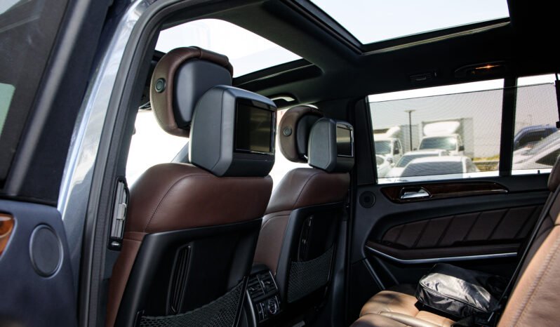 
								2015 Mercedes-Benz GL 500 Std 4MATIC full									