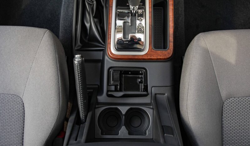 
								2024 NISSAN PATROL 4.8L SAFARI A/T P full									