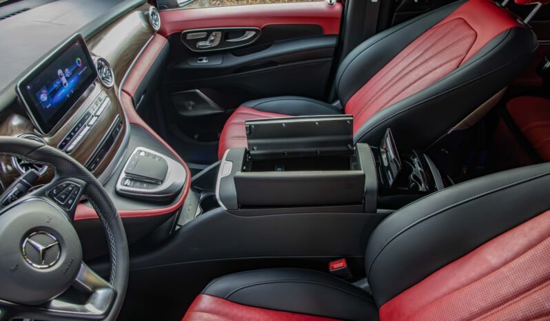 
								2024 Mercedes-Benz 350 V350 L full									