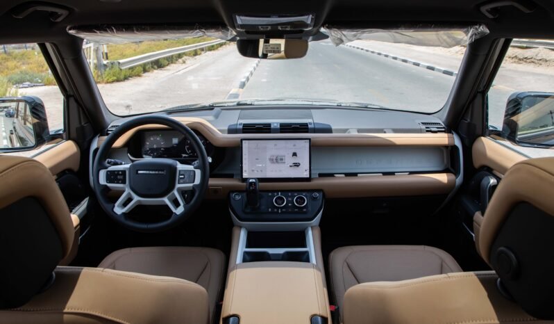 
								2025 LAND ROVER DEFENDER X-DYNAMIC SE full									