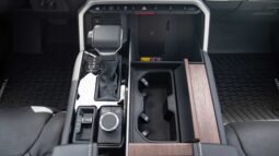 
										2025 Toyota Tundra Capstone 4WD Hybrid full									