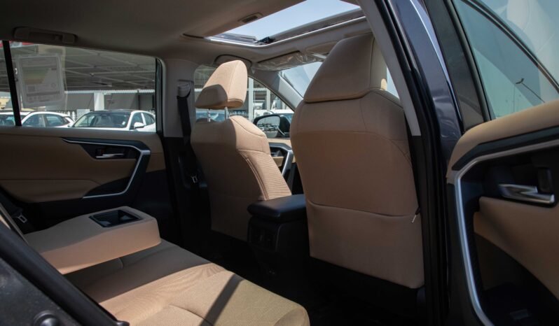 
								2024 Toyota RAV4 CUV 2.5L Hybrid full									