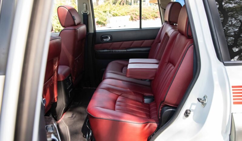 
								2024 Nissan Patrol Super Safari Final Edition 4WD full									