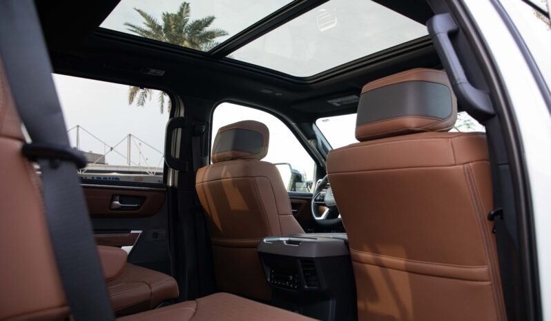 
								2025 Toyota Sequoia 1794 Edition Hybrid 4WD full									