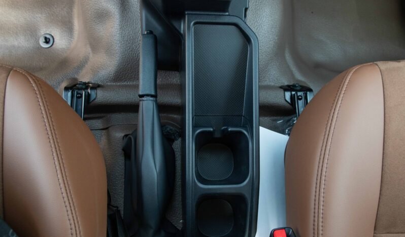 
								2025 Toyota LC79 LX Z1 AT 4WD SC 2-Doors full									