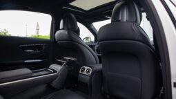 
										2025 Mercedes-Benz C200L full									