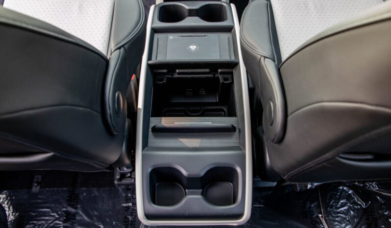 
								2025 Honda Odyssey Touring full									