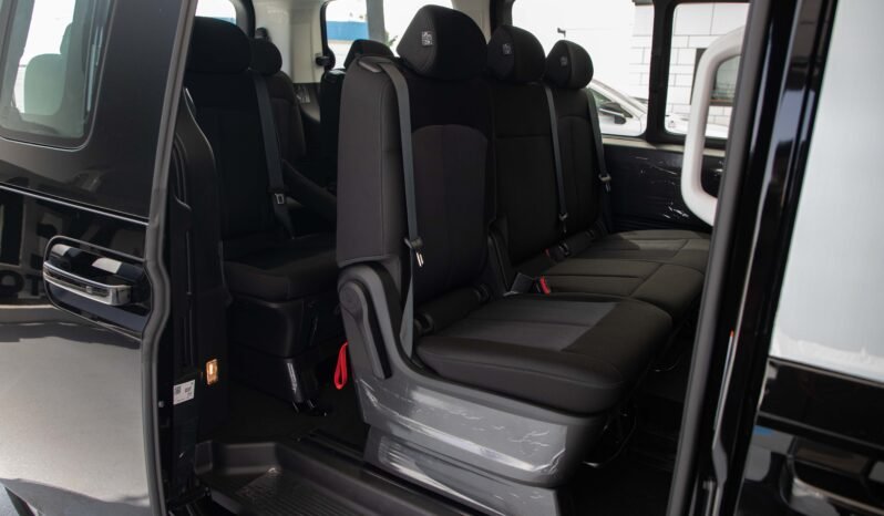 
								2025 HYUNDAI Staria 11 SEAT D 2.2 AT full									
