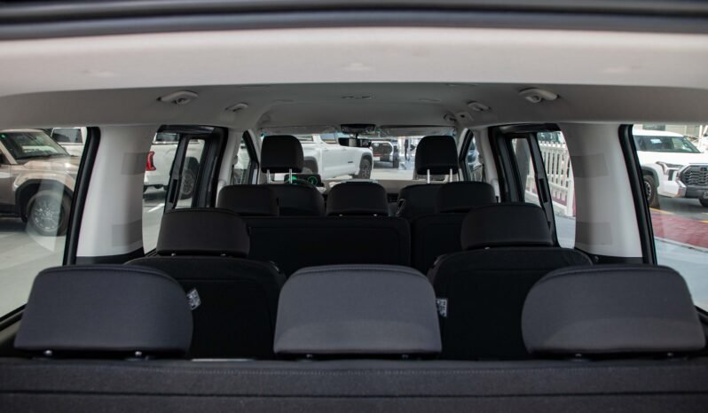 
								2025 Hyundai Staria 11 SEAT D 2.2 AT full									