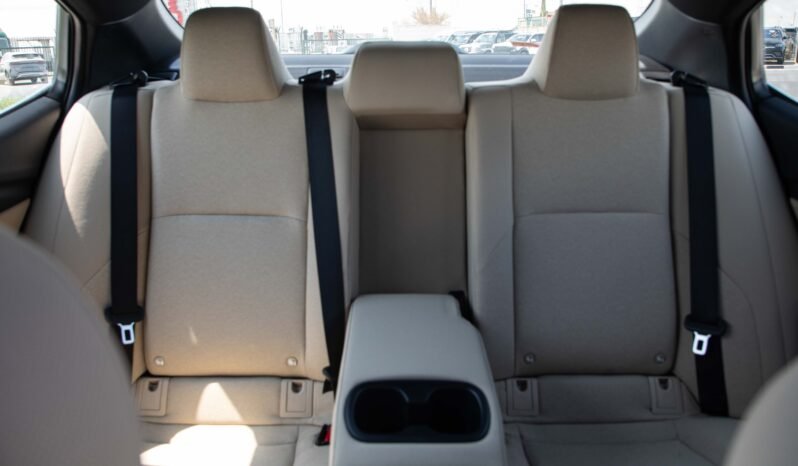 
								2025 Toyota Camry 2.5 E+ FWD Hybrid full									