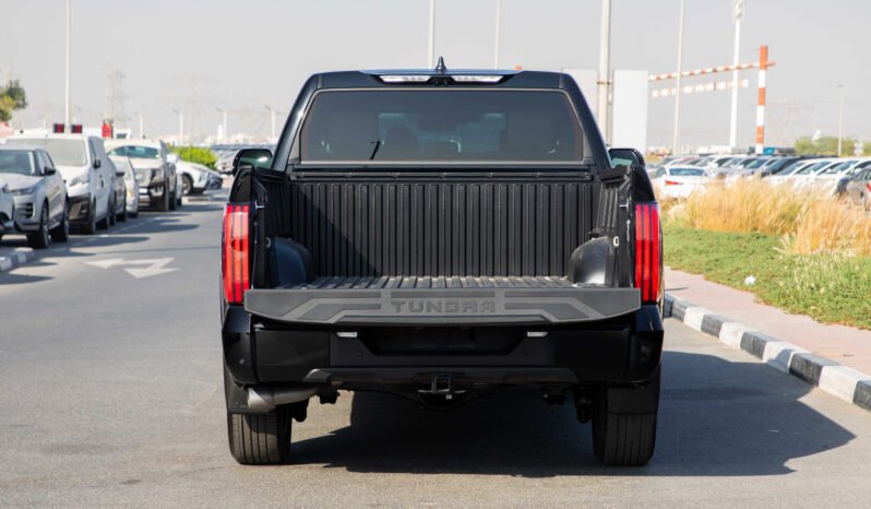 
								2025 Toyota Tundra Platinum 4WD full									