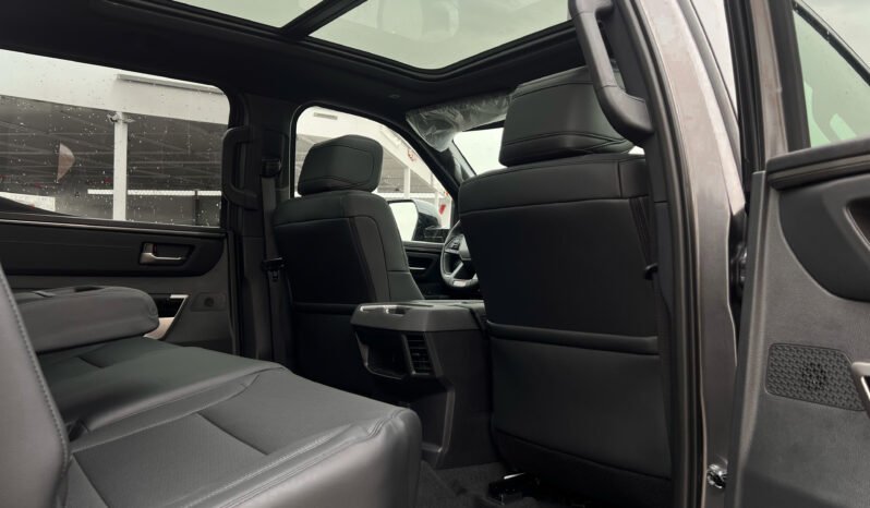 
								2025 Toyota Tundra LIMITED TRD OFF-ROAD I-FORCE MAX. full									