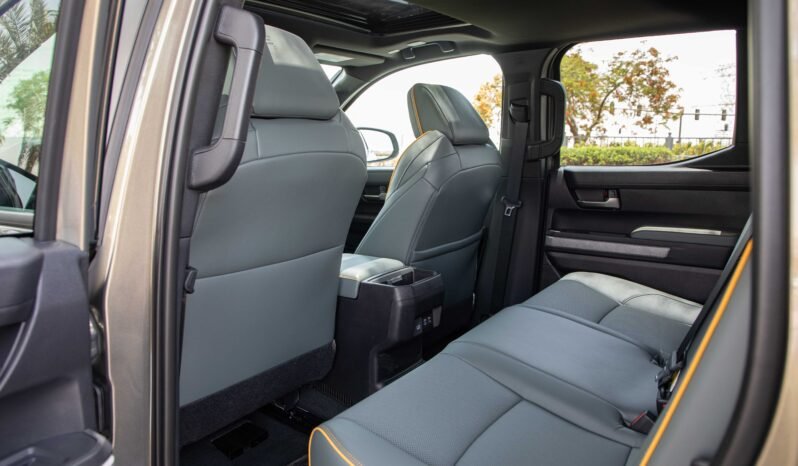 
								2025 TOYOTA TACOMA I-FORCE MAX TRAIL HUNTER full									