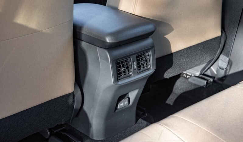 
								2025 TOYOTA RAV4 HEV AWD XLE – G full									
