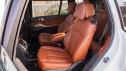 
										BMW X7 MASTERCLASS XDRIVE40i full									
