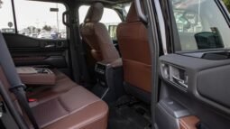 
										2025 Toyota Land Cruiser Premium Hybrid I-Force Max full									