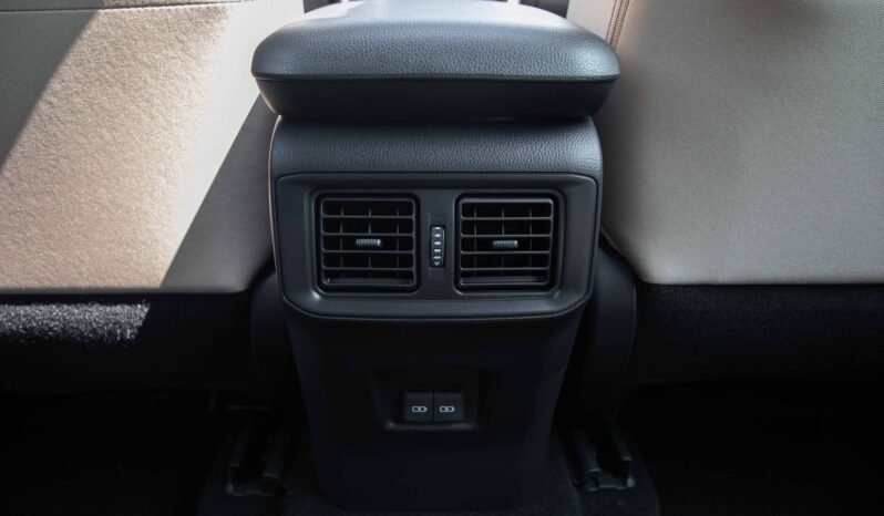 
								2024 Toyota RAV4 CUV 2.5L Hybrid full									