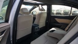 
										2025 Toyota Camry 2.5 E+ FWD Hybrid full									