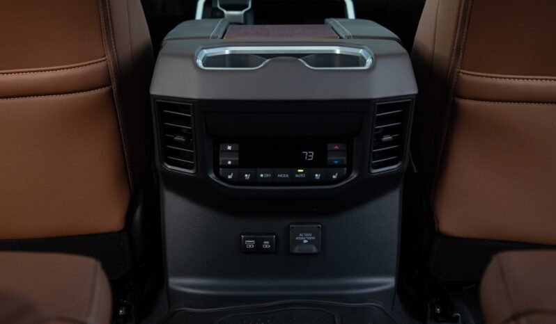 
								2025 Toyota Sequoia 1794 Edition Hybrid 4WD full									