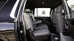 
										2024 GMC Yukon XL SLE RWD full									