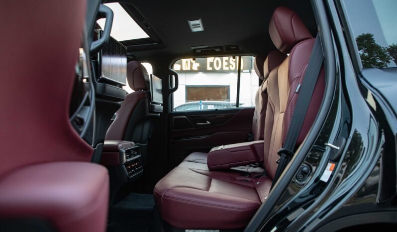 
								2025 Lexus LX600 TURBO SPORT ML full									