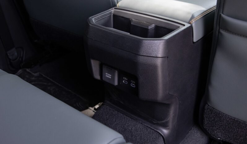 
								2025 TOYOTA TACOMA I-FORCE MAX TRAIL HUNTER full									