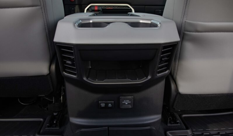 
								2025 Toyota Tundra LTD TRD Offroad full									