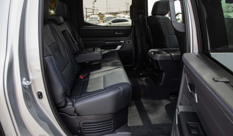 
								2025 Toyota Tundra PLATINUM I-FORCE MAX full									