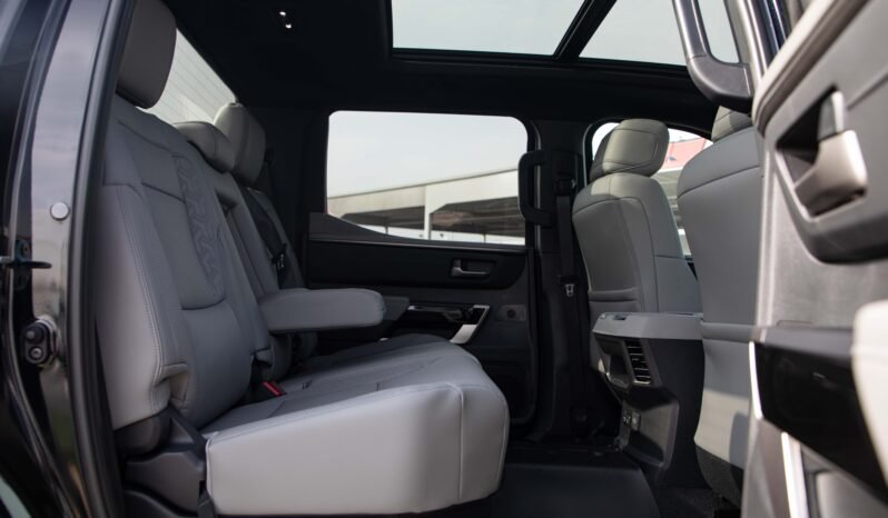 
								2025 Toyota Tundra LTD TRD Offroad full									