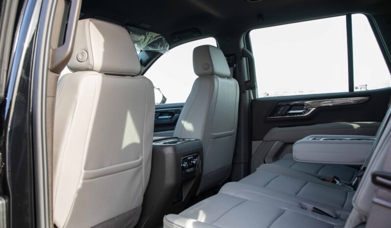 
								2025 GMC Yukon Elevation RWD full									
