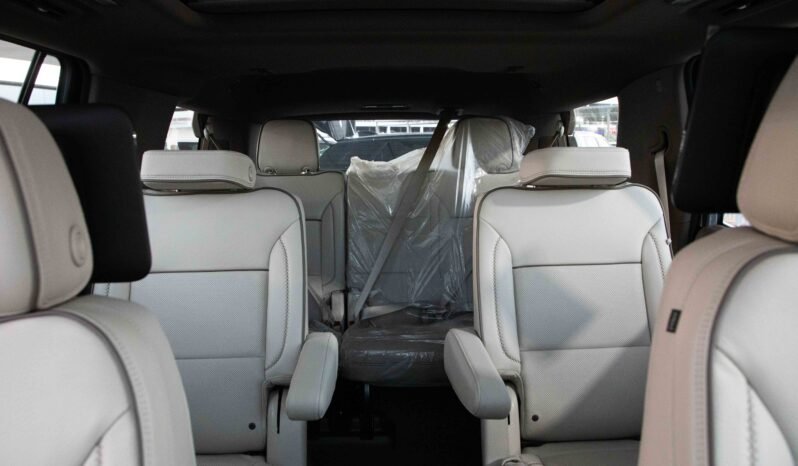 
								2025 GMC Yukon 4WD DENALI VIP +TV full									