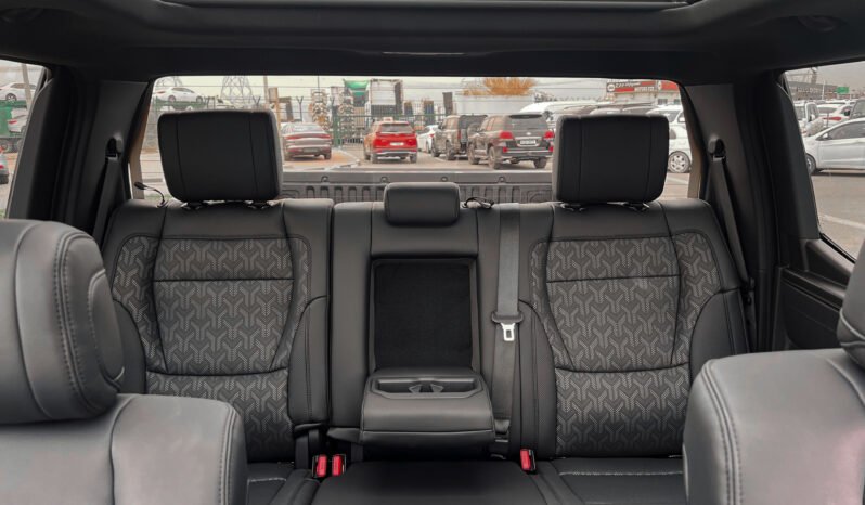 
								2025 Toyota Tundra Limited 4WD Hybrid Nightshade full									
