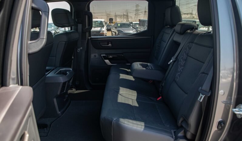 
								2025 Toyota Tundra Limited i-ForceMax 4WD full									