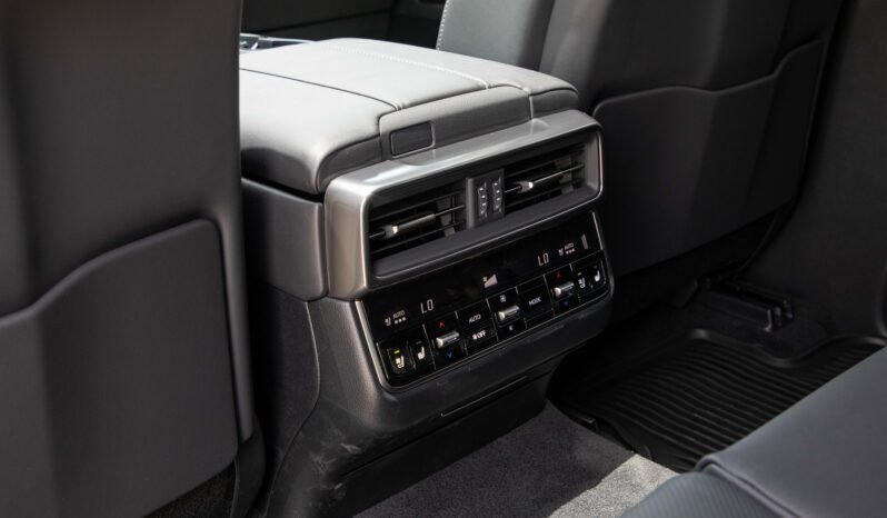 
								2025 Lexus LX 600 Luxury for Sale in Dubai full									